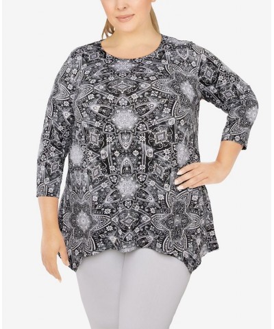 Plus Size Knit Kaleidoscope Print Top Black $17.22 Tops