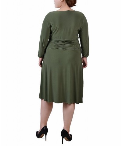 Plus Size Ruched A-Line Dress Green $15.20 Dresses